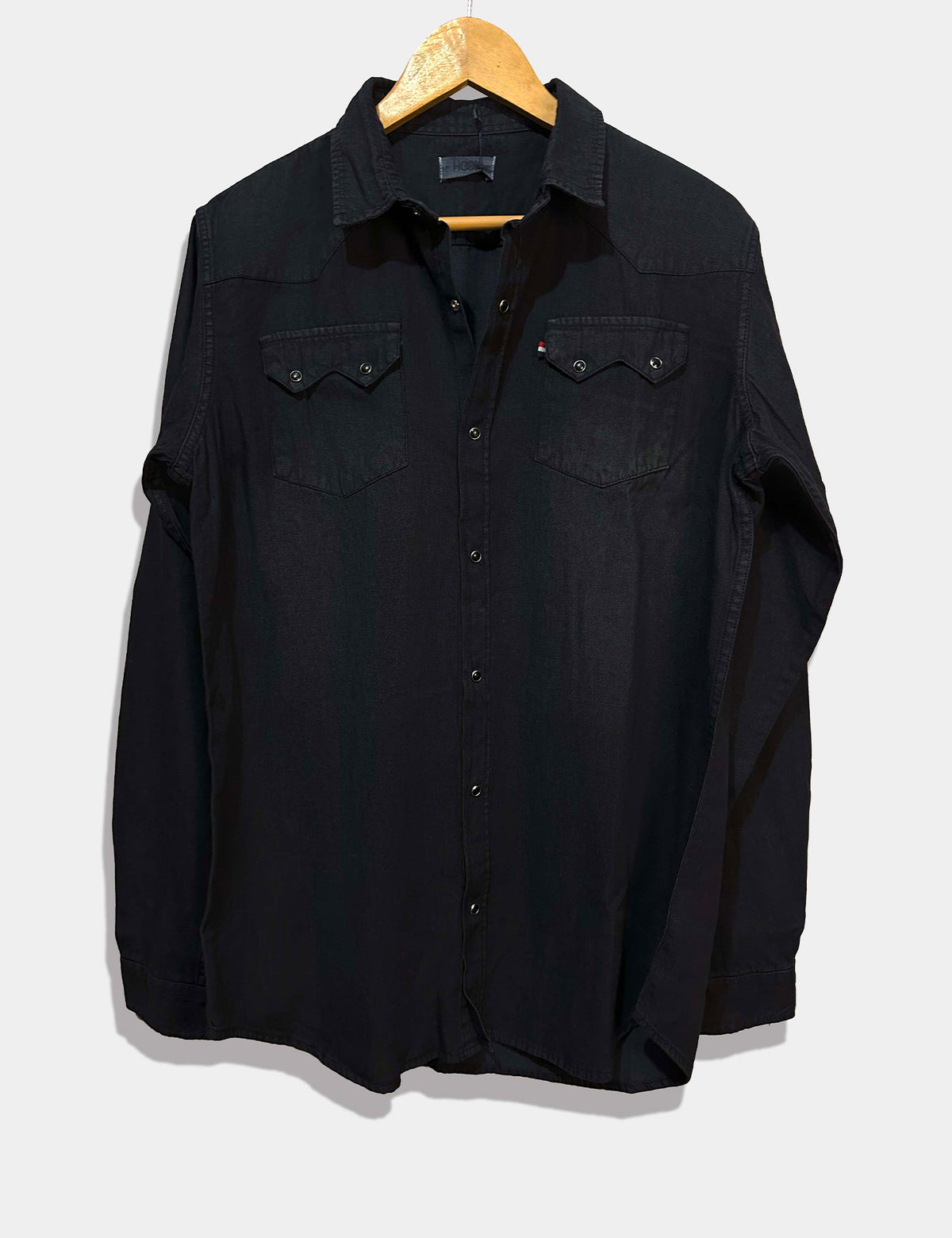 DENIM BUTTON DOWN SHIRT - BLACK